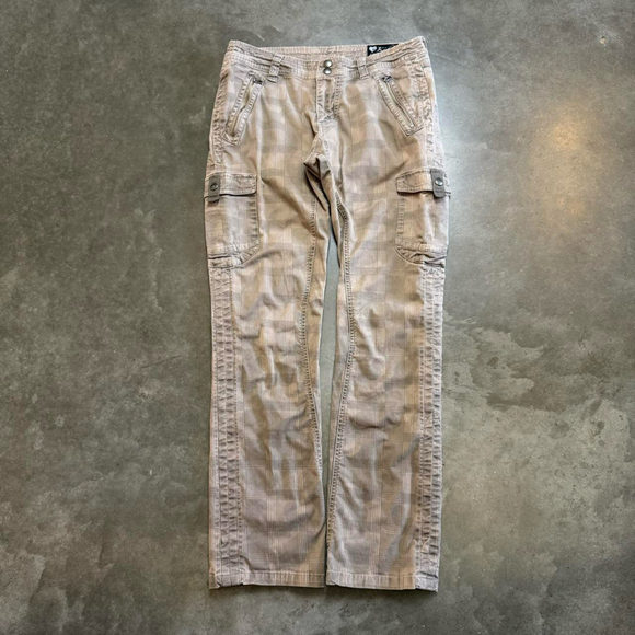Women’s Kuhl Cargo Gorpcore/Hiking Pants - Picture 2 of 8